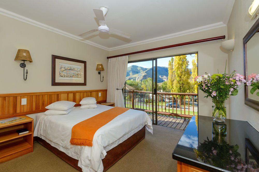 Kiara Lodge Clarens Bagian luar foto